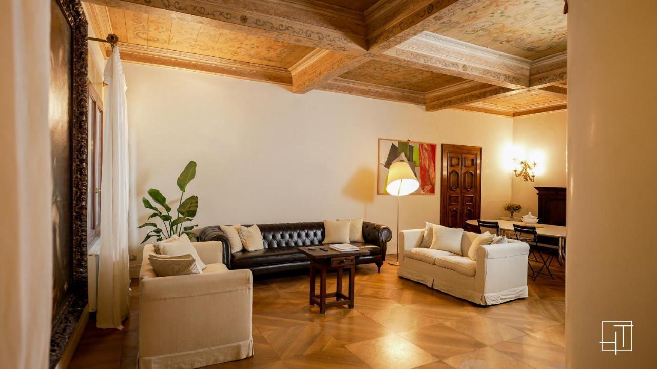 Ht - Casa Del Pittore In Piazza Delle Erbe Padova Exterior photo